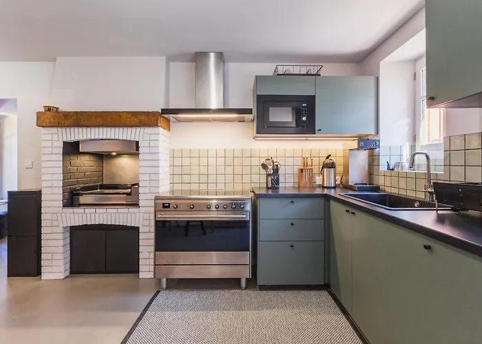 Grande Renovee Avec Parking Et Espace Detente - Fr-1-306-1303 Feriehus Malville