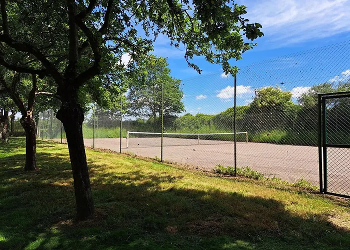 Grande Renovee Avec Parking Et Espace Detente - Fr-1-306-1303 *